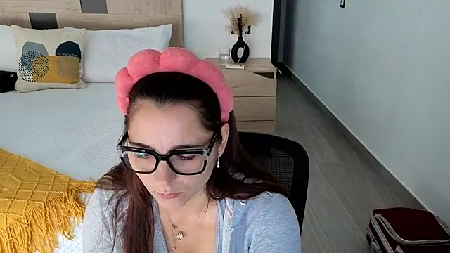 morninglorytv online show from November 4, 8:24 am