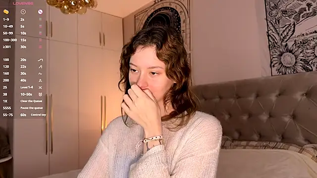 IrisPurrphy online show from November 11, 5:02 pm