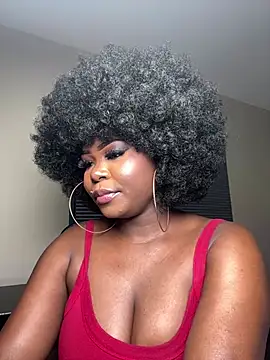 WomanNextdoor1 online show from February 7, 10:57 pm