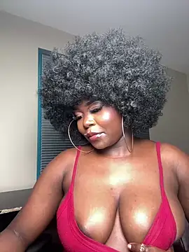 WomanNextdoor1 online show from April 18, 7:58 pm