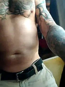 ShawnandDani7074 online show from March 26, 4:56 pm