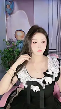 Snapshot of CAICAI_BABY chatting on November 15, 5:38 am CAICAI BABY online show from November 15, 5:38 am