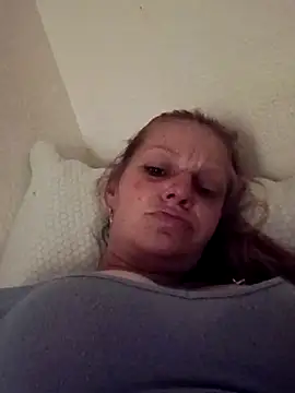 Snapshot of IrishGoddess69247 chatting on February 23, 6:11 am IrishGoddess69247 online show from February 23, 6:11 am