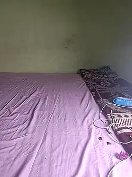 Snapshot of Snaya-baby chatting on September 10, 1:55 pm Snaya-baby online show from September 10, 1:55 pm