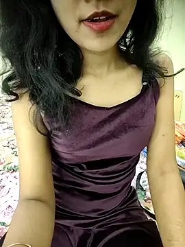 Snapshot of Snaya-baby chatting on December 3, 1:09 pm Snaya-baby online show from December 3, 1:09 pm