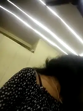 Snapshot of Snaya-baby chatting on December 13, 7:53 pm Snaya-baby online show from December 13, 7:53 pm