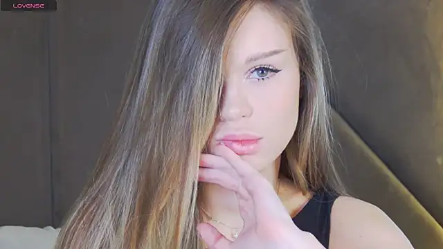 MarilynNova online show from November 8, 4:23 am