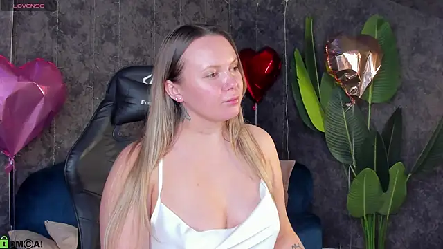 Snapshot of Dakota_Campbell chatting on February 25, 10:03 am Dakota Campbell online show from February 25, 10:03 am