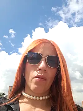 Snapshot of Alis_xxx chatting on November 13, 6:51 pm Alis xxx online show from November 13, 6:51 pm