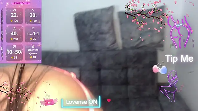 Snapshot of Velvet_28 chatting on September 11, 8:31 pm Velvet 28 online show from September 11, 8:31 pm