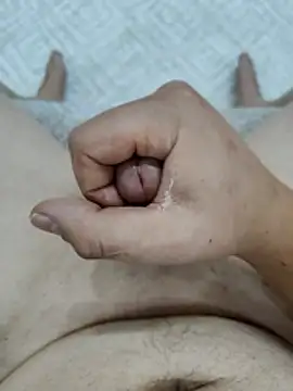 Snapshot of cenk263 chatting on October 23, 5:12 pm cenk263 online show from October 23, 5:12 pm