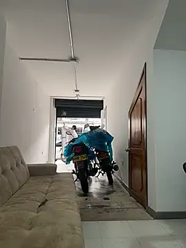 milosky00 online show from January 19, 12:53 pm