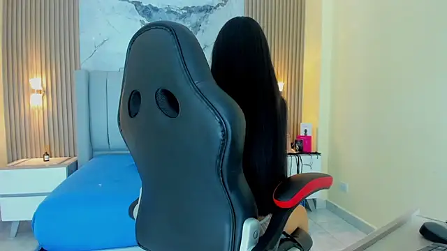 ALANA WATSONN online show from February 3, 7:52 pm