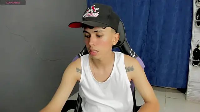 Damien 444 online show from October 29, 3:53 am