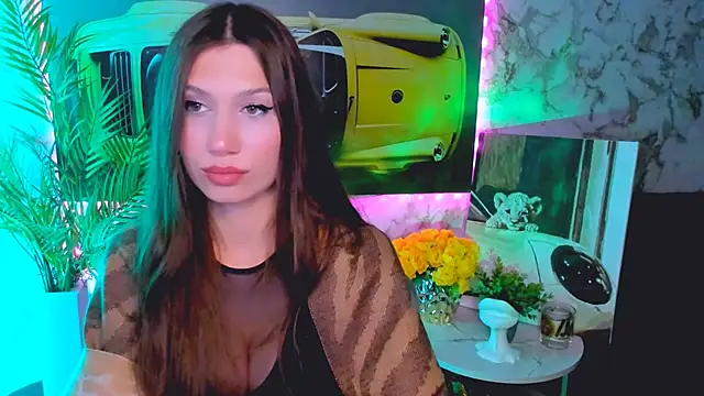 Mollyinyourmind online show from October 4, 8:29 pm