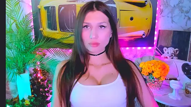 Mollyinyourmind online show from October 7, 12:30 am