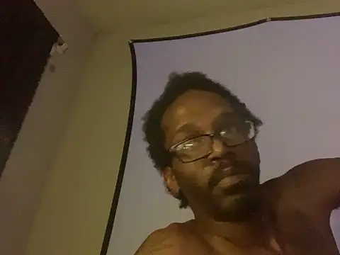 Triggerhappycj100 online show from October 9, 7:50 am