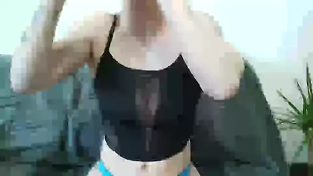 Clarahotgirl24 online show from April 5, 12:35 pm