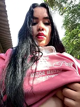 laure torres online show from February 14, 1:52 pm