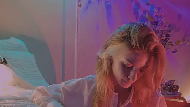 WendyGilber online show from April 24, 8:44 pm