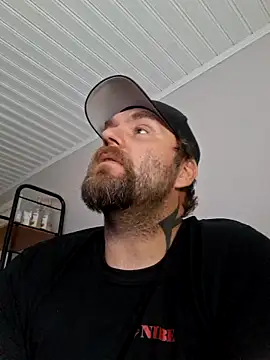 Snapshot of Bamse28 chatting on October 16, 1:23 pm Bamse28 online show from October 16, 1:23 pm