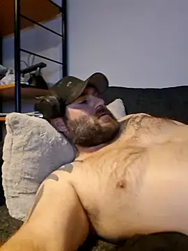 Snapshot of Bamse28 chatting on November 27, 4:14 am Bamse28 online show from November 27, 4:14 am