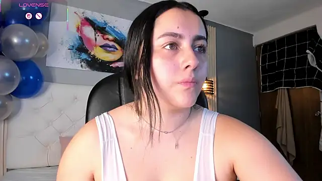 Snapshot of marian__stone chatting on November 15, 4:58 pm marian stone online show from November 15, 4:58 pm