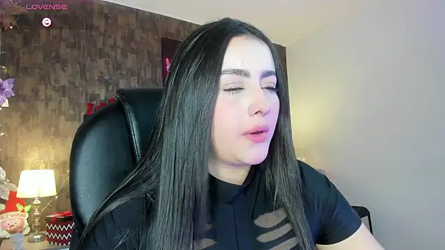 Snapshot of marian__stone chatting on December 15, 6:56 pm marian stone online show from December 15, 6:56 pm