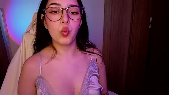 immisssilver online show from September 10, 2:44 am