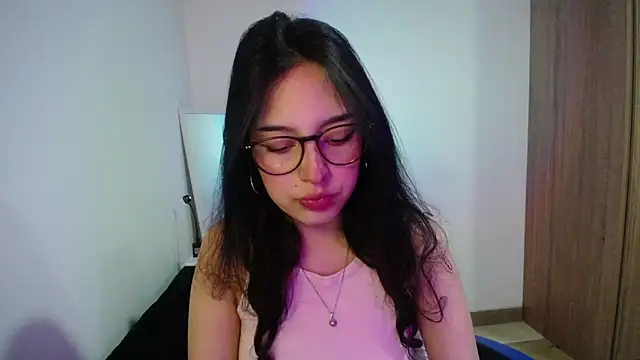 immisssilver online show from September 19, 1:40 am