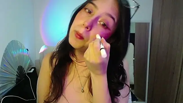 immisssilver online show from October 1, 2:28 am