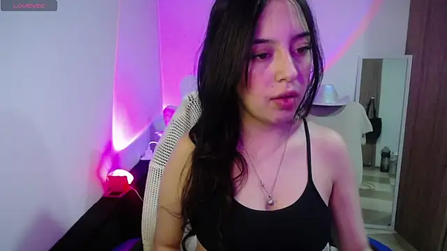 immisssilver online show from October 17, 2:59 am