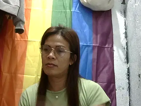 juicycum069 online show from March 14, 9:42 pm