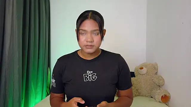 nudesketch1 online show from September 14, 4:39 pm