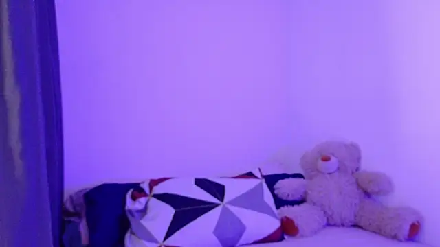 nudesketch1 online show from October 18, 2:18 pm