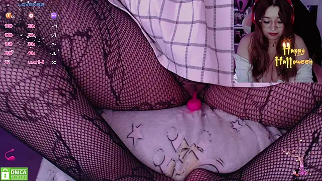 Pink girl0n online show from October 20, 10:10 pm