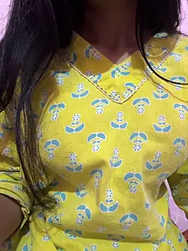 modelnishu online show from January 19, 9:35 am