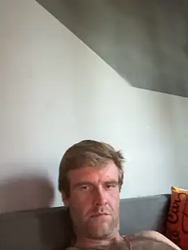 Snapshot of jarda94cz chatting on September 21, 5:42 am jarda94cz online show from September 21, 5:42 am