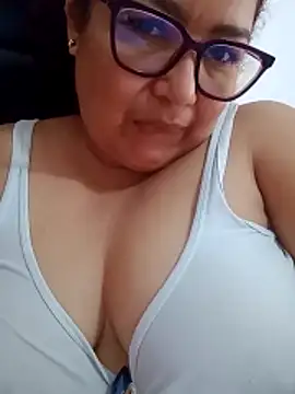 ladytropical1 online show from March 2, 2:35 pm