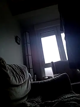 fcbasexyX1186 online show from April 22, 6:53 pm