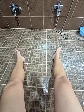 starvingo2002 online show from October 31, 6:47 am