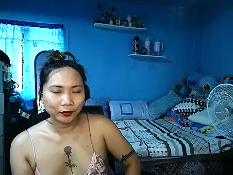 Snapshot of Yourdream07mixcey chatting on May 1, 4:06 am Yourdream07mixcey online show from May 1, 4:06 am