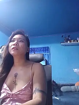 Snapshot of Yourdream07mixcey chatting on May 11, 11:16 am Yourdream07mixcey online show from May 11, 11:16 am