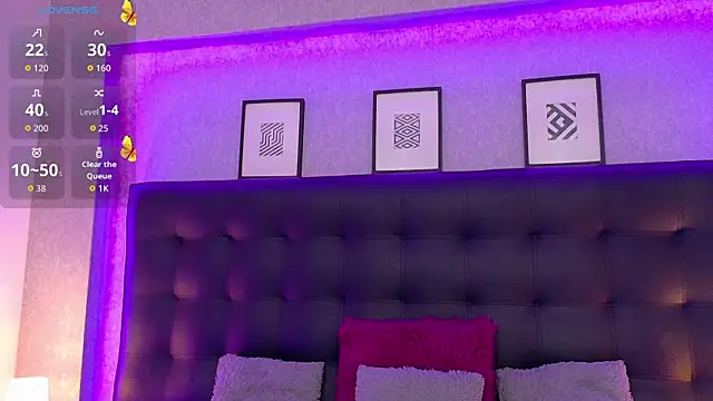 Snapshot of Sharonevanss_ chatting on May 27, 8:17 pm Sharonevanss online show from May 27, 8:17 pm