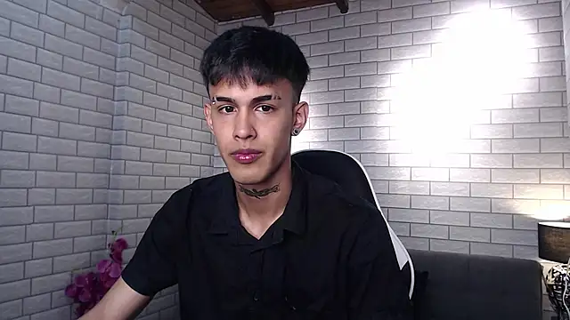 Thiago twink online show from September 24, 12:19 pm