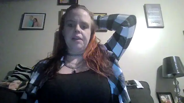 TWiSTYTheTwizted online show from March 1, 10:56 pm