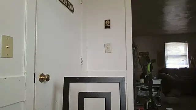 Snapshot of alwayshorny90 chatting on November 11, 2:06 pm alwayshorny90 online show from November 11, 2:06 pm