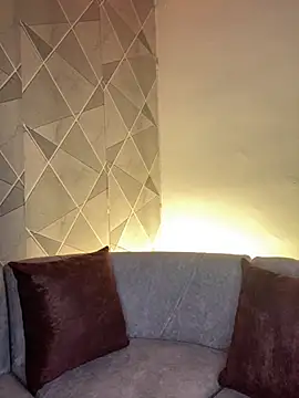 Alisse taylor2 online show from September 18, 1:46 pm