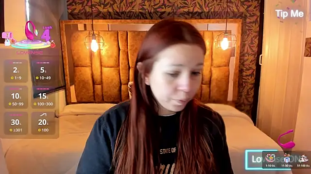 Snapshot of Isa_Thompson__ chatting on December 18, 12:11 pm Isa Thompson online show from December 18, 12:11 pm