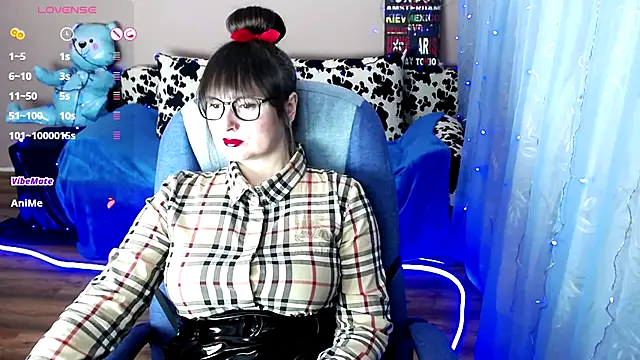 Snapshot of MilaRay chatting on December 11, 10:36 am MilaRay online show from December 11, 10:36 am